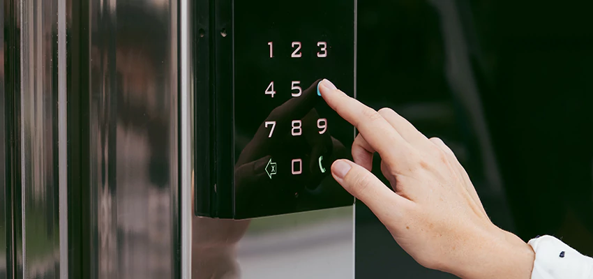 Keyless Door Entry System in Cutler, CA