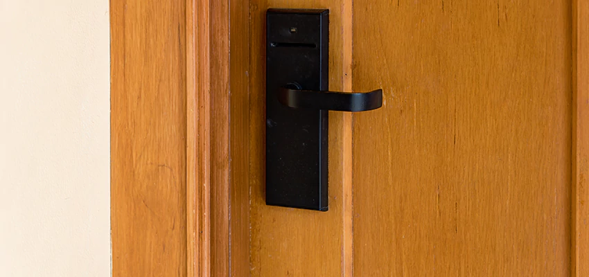Home Security And Alarm Monitoring in Cutler, California