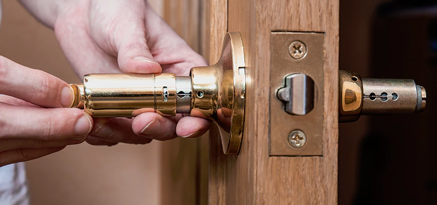Padlock Lock Replacement Assistance in Cutler, CA