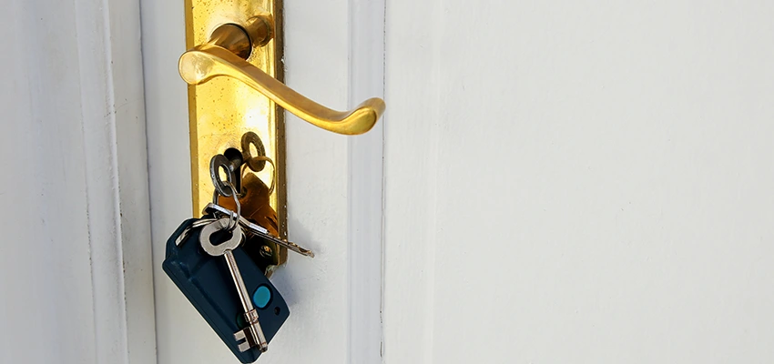 Broken Door Key Extraction in Cutler, CA